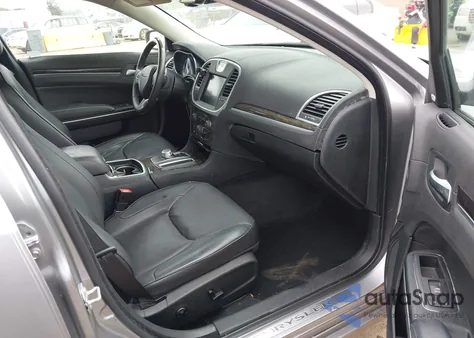 2015 Chrysler 300C from USA, damaged, VIN 2C3CCAET1FH755972